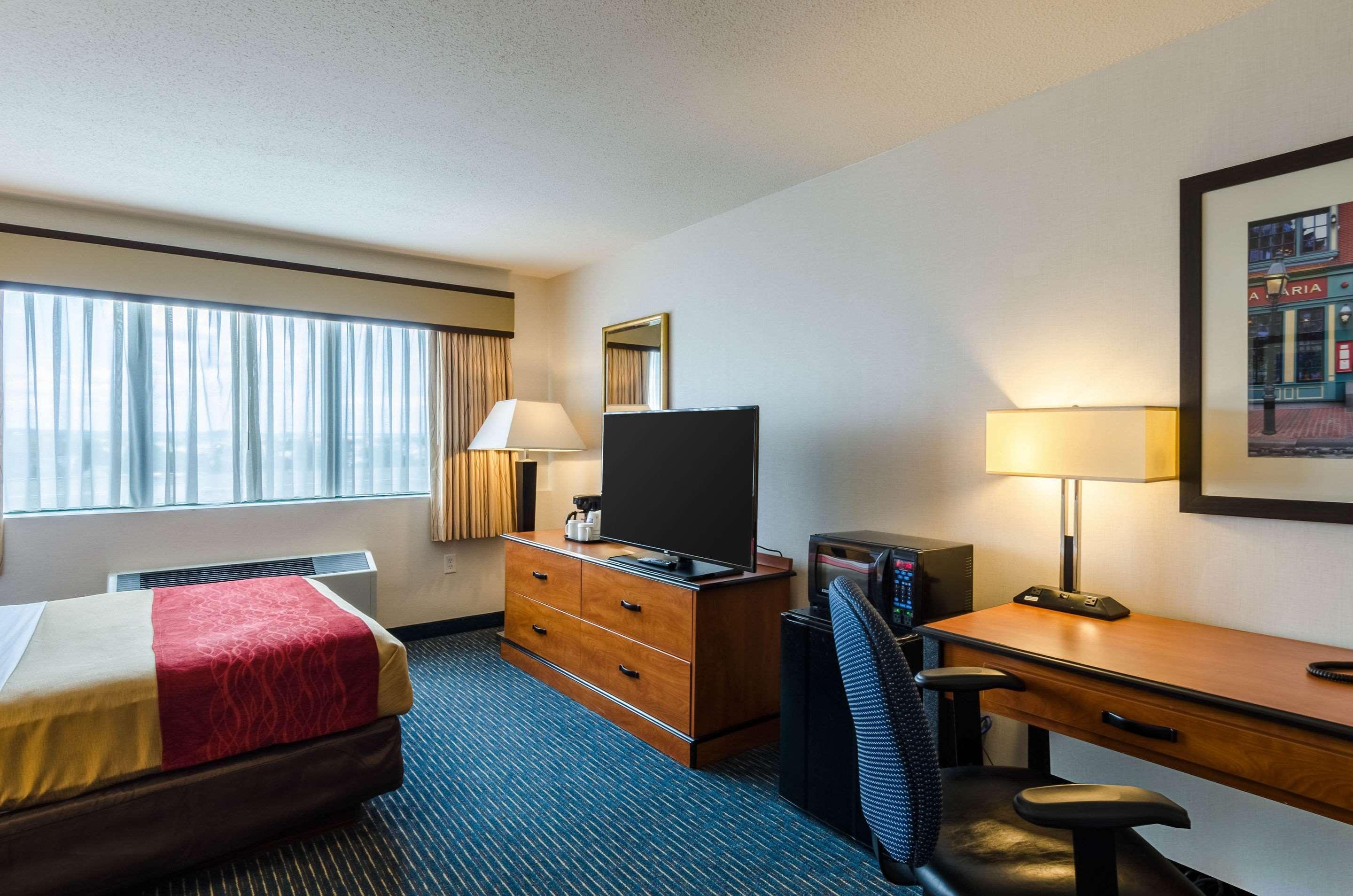 Comfort Inn & Suites Logan International Airport Revere Ngoại thất bức ảnh